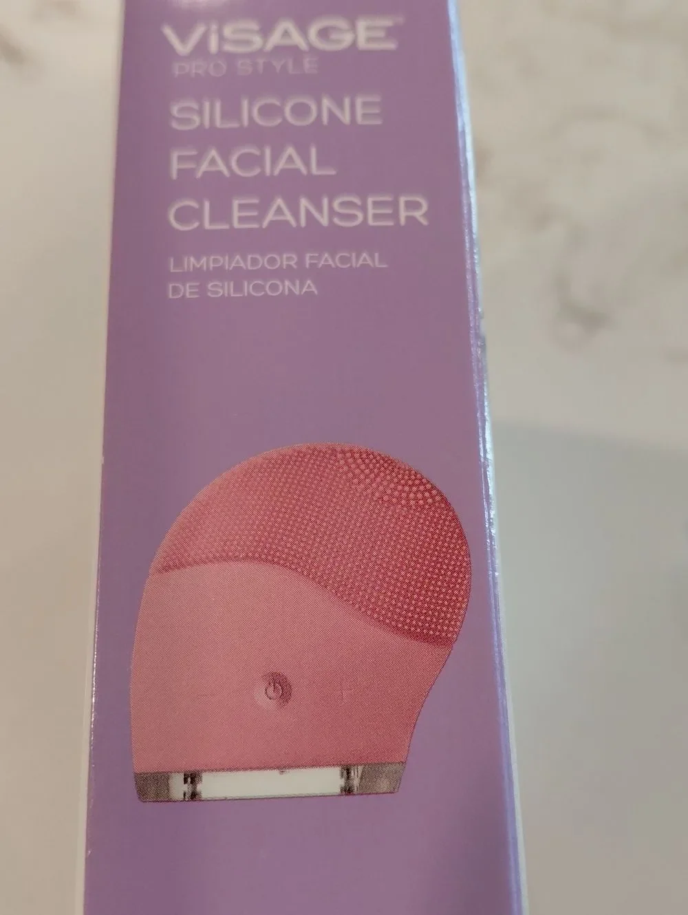 NEW  Foreo 